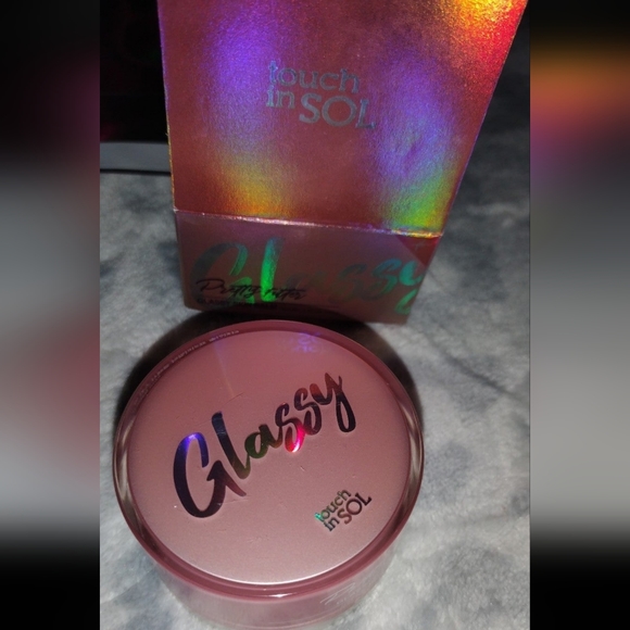 Touch In Sol Set - Picture 2 of 6